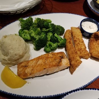 Red Lobster - Build your own: fried fish, salmon, broccoli, and mashed potatoes - Seafood Near Me - Brea, California Red Lobster - Build your own: fried fish, salmon, broccoli, and mashed potatoes - Seafood Near Me - Brea, California