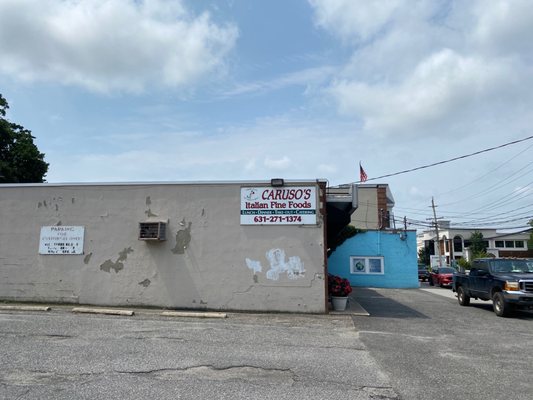 Caruso's Italian Fine Foods by null