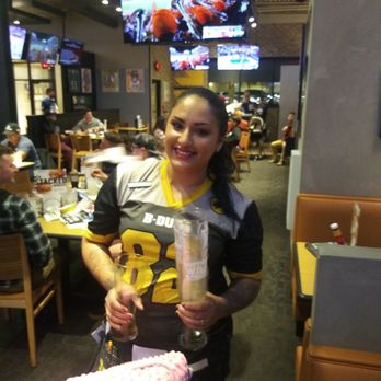 Buffalo Wild Wings - American Near Me - Oceanside, California