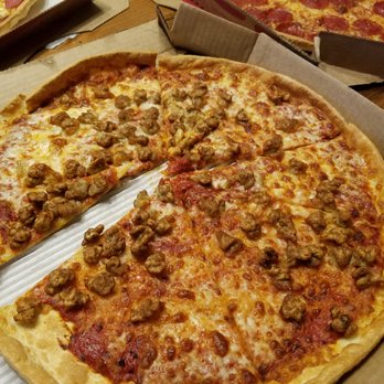 Pizza Hut - The worst pizza that I have ever seen. We ordered sausage and onions. No onions. some pieces have no sausage. dried overcook sausage. - Pizza Near Me - Branson West, Missouri Pizza Hut - The worst pizza that I have ever seen. We ordered sausage and onions. No onions. some pieces have no sausage. dried overcook sausage. - Pizza Near Me - Branson West, Missouri
