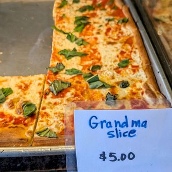 Luna Pizza - Pizza Near Me - New York, New York Luna Pizza - Pizza Near Me - New York, New York