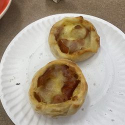 Gaetano Pizza - Pepperoni pinwheels