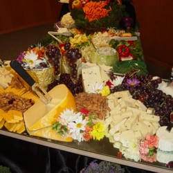 Smokin Steve's Catering - More than Barbecued Meats. Smokin Steve's offers a full line of Appetizers, Bar service, Desserts and more for your event!