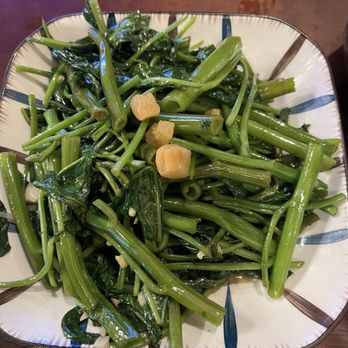 Clay Pot Kitchen - Com Nieu Houston - Water spinach - Vietnamese Near Me - Houston, Texas Clay Pot Kitchen - Com Nieu Houston - Water spinach - Vietnamese Near Me - Houston, Texas