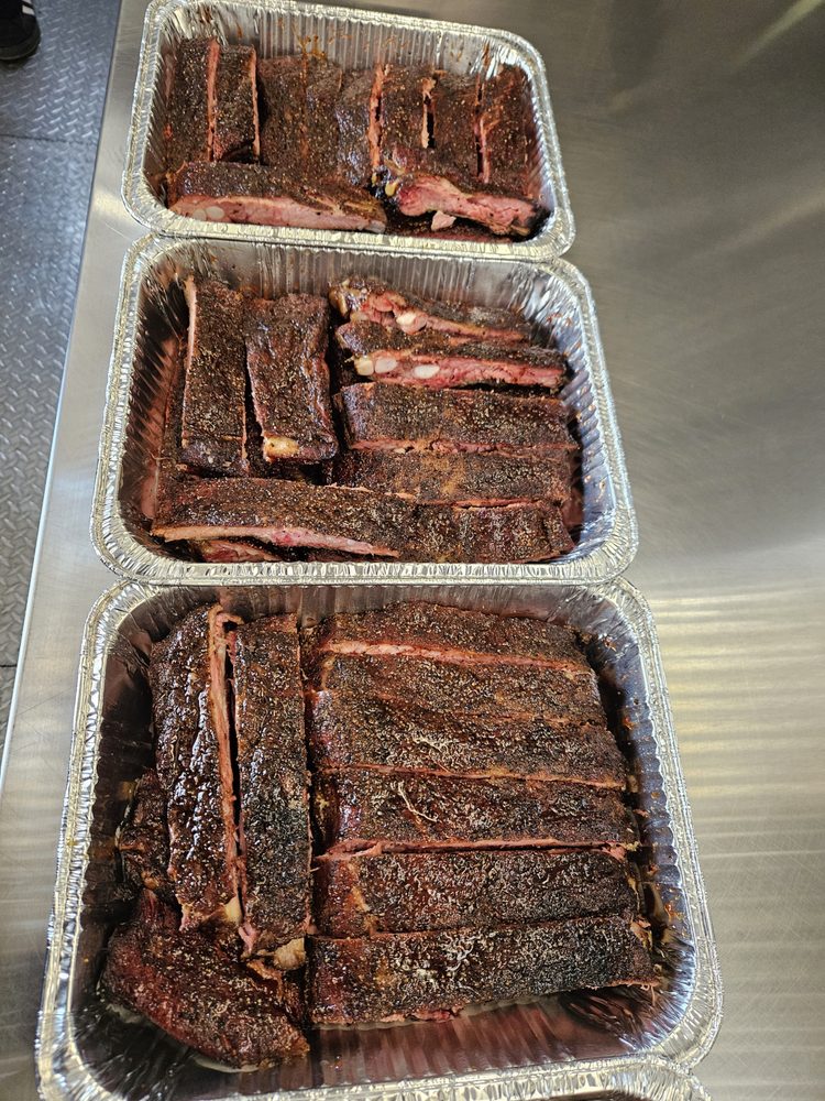 Sims' Smokehouse Logo