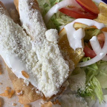 Mariscos La Playita - Chicken flautas - Seafood Near Me - San Pablo, California