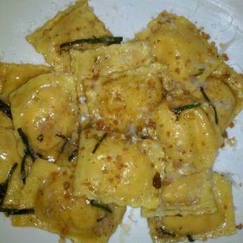 Pasta Moon - Ravioli that everyone said to try - Italian Near Me - Half Moon Bay, California Pasta Moon - Ravioli that everyone said to try - Italian Near Me - Half Moon Bay, California