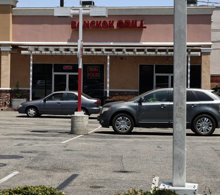 Bangkok Grill by null