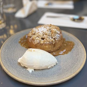 Ciudad - Roasted Pineapple Cake - Tapas/Small Plates Near Me - Seattle, Washington