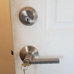 Jnb Lock & Key - New lever install