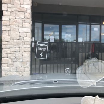 Martin City - Curbside delivery - Pizza Near Me - Lee's Summit, Missouri