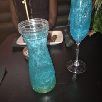 Savvy Bistro & Bar - Blue Caviar Mimosa - Caribbean Near Me - Brooklyn, New York Savvy Bistro & Bar - Blue Caviar Mimosa - Caribbean Near Me - Brooklyn, New York
