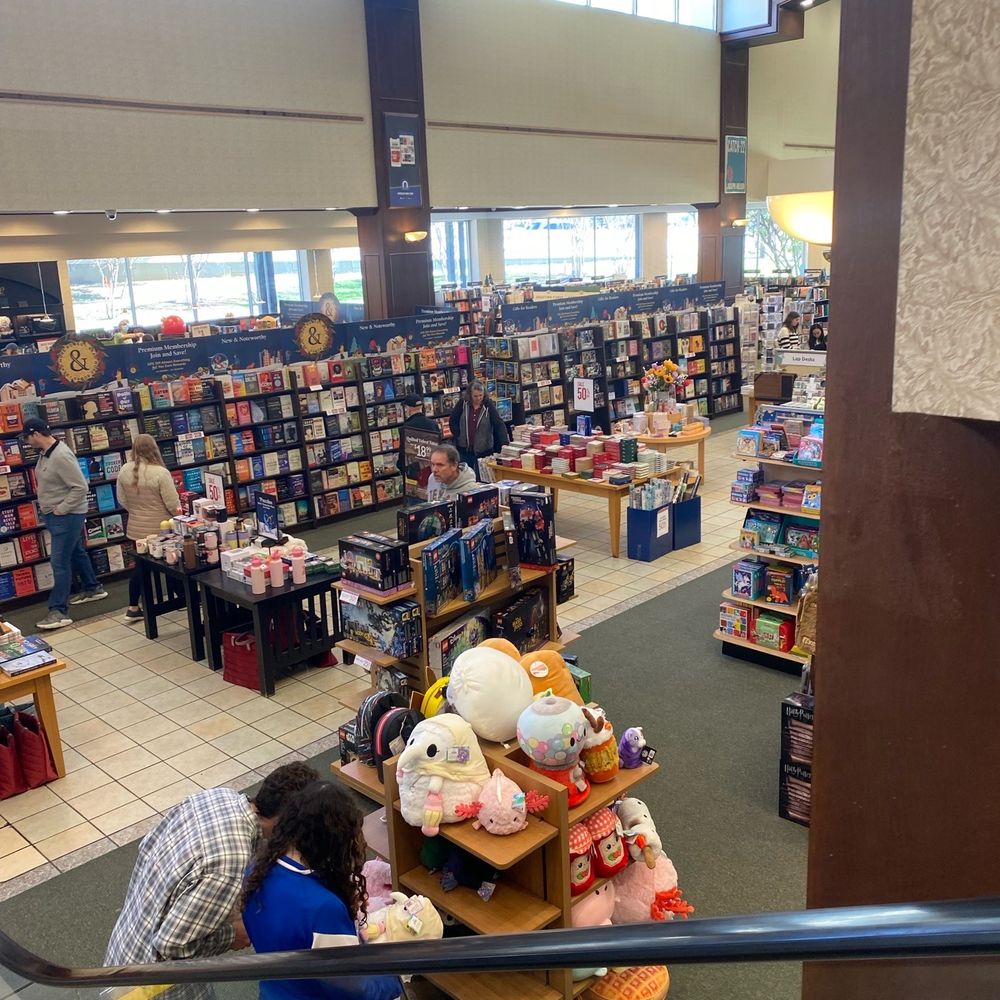 Barnes & Noble - Austin - First floor - Bookstores Near Me - Austin, Texas Barnes & Noble - Austin - First floor - Bookstores Near Me - Austin, Texas