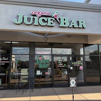 Berry Beet Juice Bar - Outside - Juice Bars & Smoothies Near Me - Phoenix, Arizona Berry Beet Juice Bar - Outside - Juice Bars & Smoothies Near Me - Phoenix, Arizona
