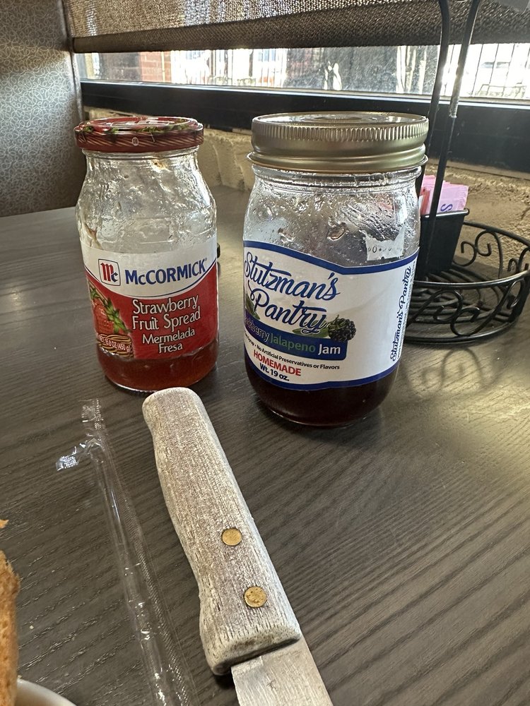 Mariscos El Rincon Bar & Grill