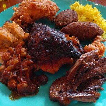 Ta'bleyah Mediterranean Cuisine - Buffet meats - Mediterranean Near Me - Spring, Texas
