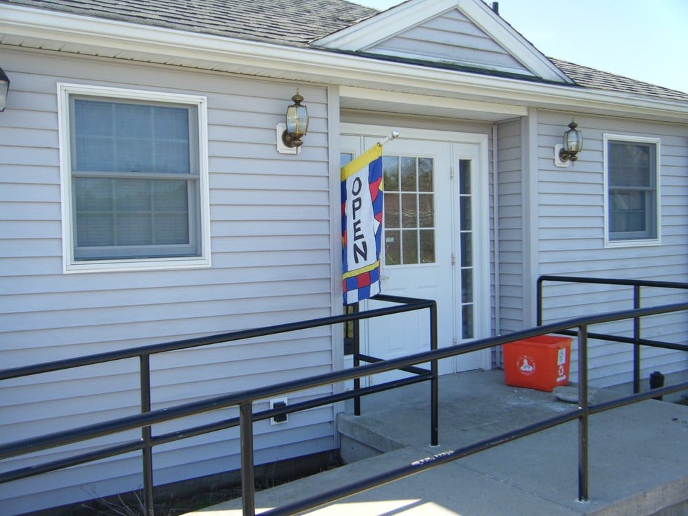 VOLUNTOWN PUBLIC LIBRARY Updated July 2024 15 Photos 107 Main St