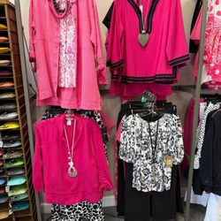 Cindy's Boutique In Valley Junction 
