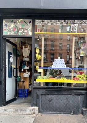 Dimes Deli by null