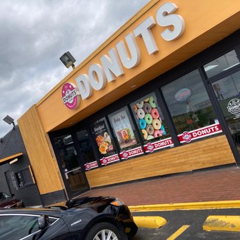 Love Donuts - a car parked in front of a donut shop - Donuts Near Me - White Settlement, Texas Love Donuts - a car parked in front of a donut shop - Donuts Near Me - White Settlement, Texas