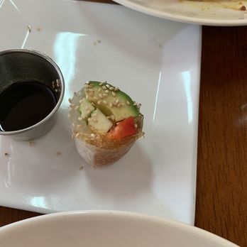 Aloy Dee Thai Cuisine - Avocado roll - Thai Near Me - Eustis, Florida Aloy Dee Thai Cuisine - Avocado roll - Thai Near Me - Eustis, Florida