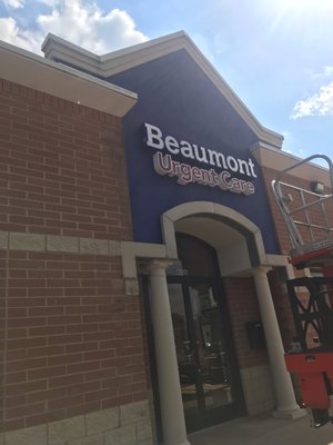 Beaumont Urgent Care Garden City 6200 Middlebelt Rd Garden City Mi Physicians Surgeons Emergency Service Mapquest