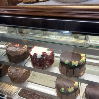 Renato's Pastry Shoppe - Bakeries Near Me - Staten Island, New York