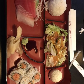 Buko Restaurant - Combo with sashimi and spicy tuna roll - Sushi Bars Near Me - Glendale, California Buko Restaurant - Combo with sashimi and spicy tuna roll - Sushi Bars Near Me - Glendale, California