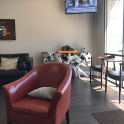 Southern California Skin and Laser - Waiting area