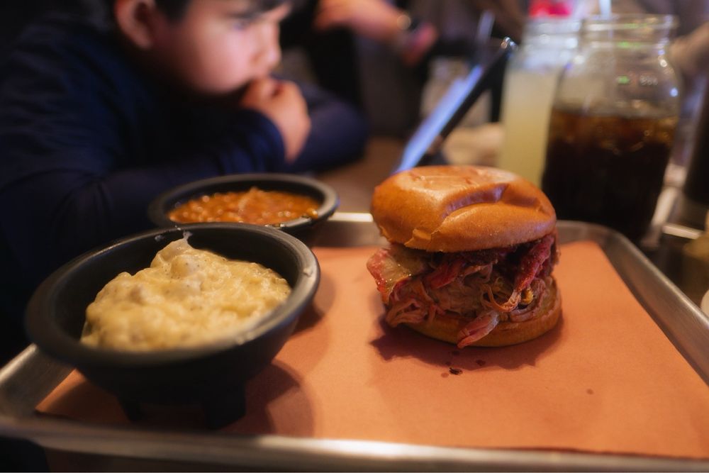 Nick's Smokehouse and Cafe Logo