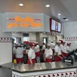 In-N-Out Burger - Counter