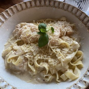 Amici Italia - Shrimp Alfredo - Italian Near Me - Cherokee, North Carolina
