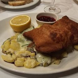 Atlas Restaurant und Kochsalon - Schnitzel/ kleine Portion