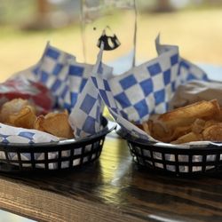 Structures Brewing - Sandwich, beer, and potato chip specials.