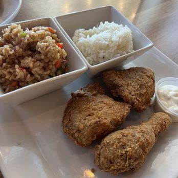 Georgia's Restaurant - Soul Food Near Me - Long Beach, California