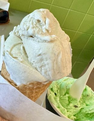 eCreamery Ice Cream & Cookies by null