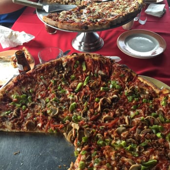 Capri Pizza - Pizza Near Me - Windsor, Ontario