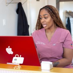 Monroe Aesthetics - Customer service