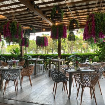 Spizzigo - Outside dining - Italian Near Me - Doral, Florida Spizzigo - Outside dining - Italian Near Me - Doral, Florida