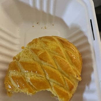 Ixlb Dim Sum Eats - Pineapple Polo Custard Bao (2) - Dim Sum Near Me - Los Angeles, California Ixlb Dim Sum Eats - Pineapple Polo Custard Bao (2) - Dim Sum Near Me - Los Angeles, California