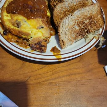 Casey's - Chilli cheese omlette and wheat toast - American Near Me - Zephyr Cove, Nevada Casey's - Chilli cheese omlette and wheat toast - American Near Me - Zephyr Cove, Nevada