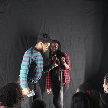 Voicercise - Oh vocal coach Jordan working with a Voice Lesson Student on stage. - Vocal Coach Near Me - Clearwater, Florida