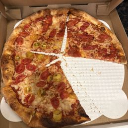 Pizza With Vegan Cheese and roasted / heirloom tomatoes