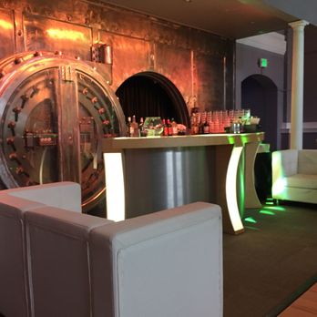 Silver City Ballroom - Bar set up for Sunday Brunch . Great Bloody Mary's! - Venues & Event Spaces Near Me - Meriden, Connecticut Silver City Ballroom - Bar set up for Sunday Brunch . Great Bloody Mary's! - Venues & Event Spaces Near Me - Meriden, Connecticut