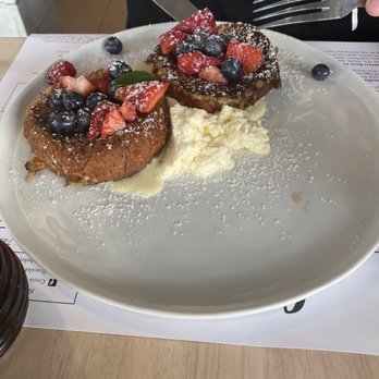 Cecile Bakery + Cafe - French Toast - Bakeries Near Me - Miami, Florida