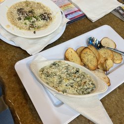 Mellow Mushroom Greenville - Mushroom soup and Spinach Artichoke Dip (left to right)