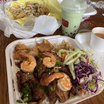 Pho Saigon Express - BG: AI0. Calamari, FG: N1. Bun Saigon J23. Honeydew Boba Smoothie - Vietnamese Near Me - Escondido, California