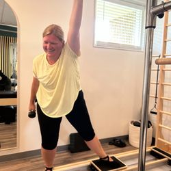 Happy client using the CoreAlign