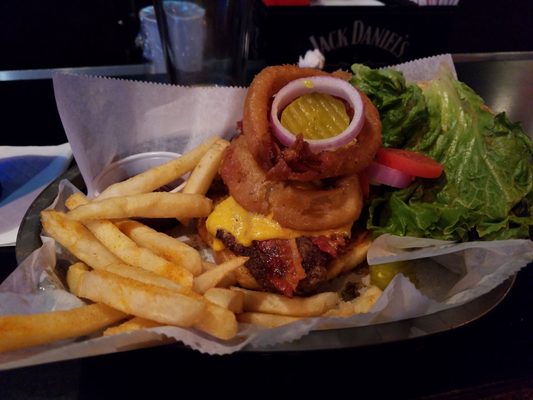 Suzi's Bar & Grill by null