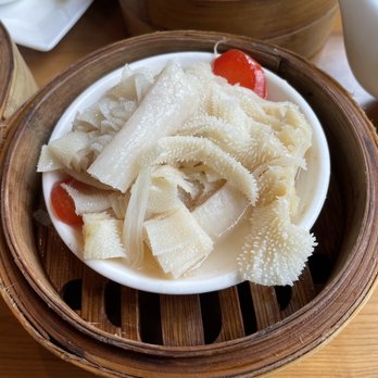 MingHin Cuisine - Beef Tripe with Ginger and Scallion - Dim Sum Near Me - Chicago, Illinois MingHin Cuisine - Beef Tripe with Ginger and Scallion - Dim Sum Near Me - Chicago, Illinois